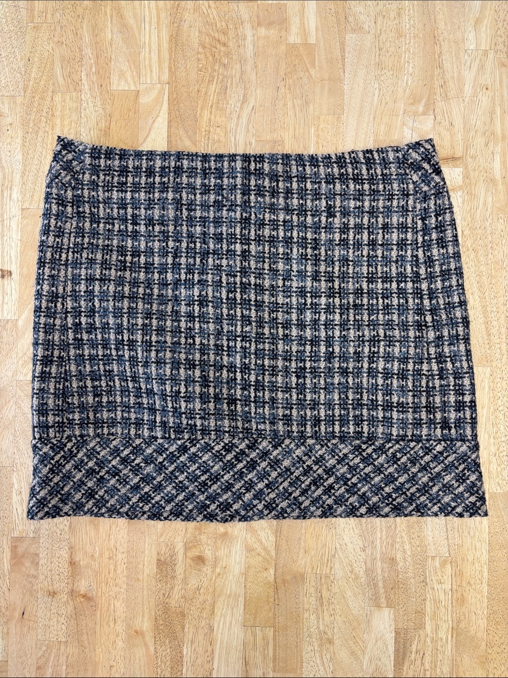 KENAR Multicolored Boucle Tweed Mini Skirt Size 6 Bias Cut Hem Fully Lined